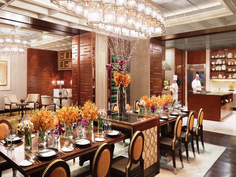Photo of Four Seasons Hotel Mumbai, 5-star hotel in Mumbai (and vicinity)