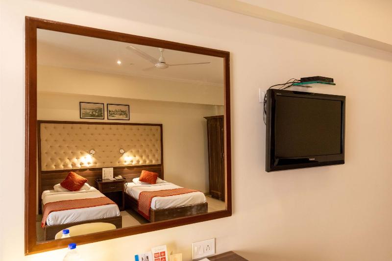 Photo of West End Hotel, 4-star hotel in Mumbai (and vicinity)
