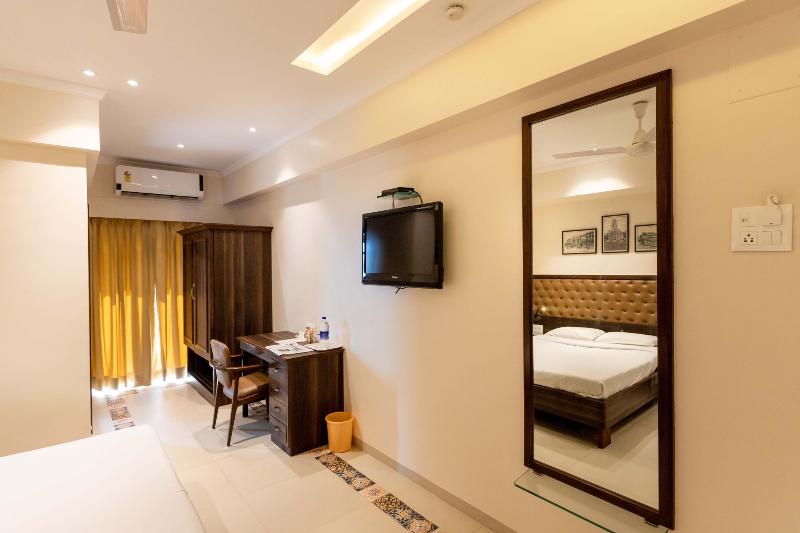 Photo of West End Hotel, 4-star hotel in Mumbai (and vicinity)