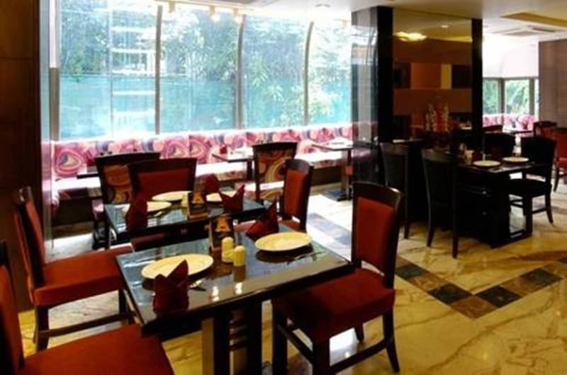 Photo of Hotel Airport International, 3-star hotel in Mumbai (and vicinity)