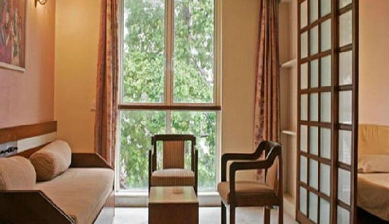 Photo of Diplomat Hotel, 3-star hotel in Mumbai (and vicinity)