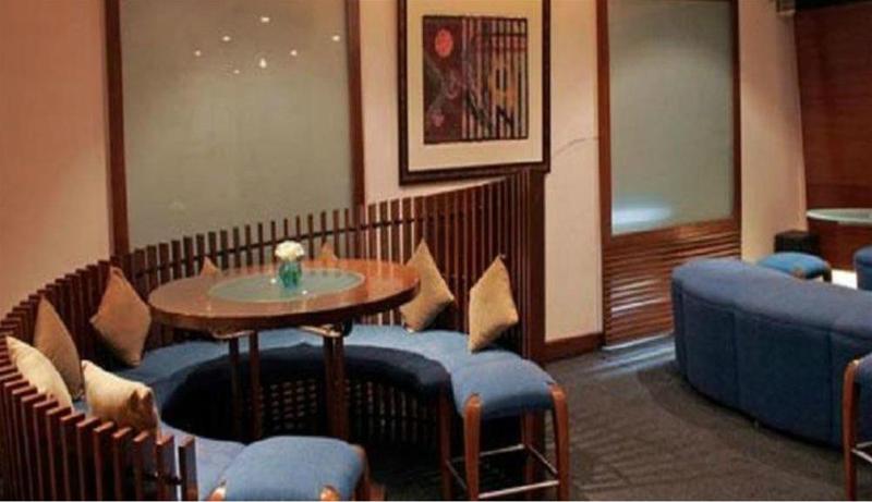 Photo of Diplomat Hotel, 3-star hotel in Mumbai (and vicinity)