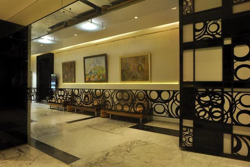 Photo of Diplomat Hotel, 3-star hotel in Mumbai (and vicinity)