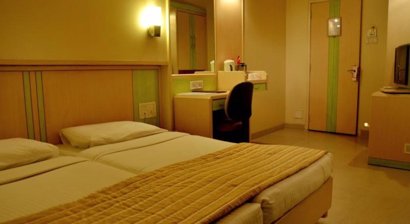 Photo of Sea Palace Hotel, 3-star hotel in Mumbai (and vicinity)