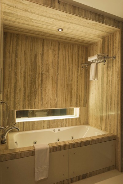 Photo of The Regale by Tunga, 3-star hotel in Mumbai (and vicinity)