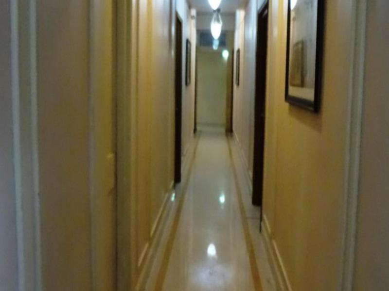 Photo of Astoria Hotel, 3-star hotel in Mumbai (and vicinity)
