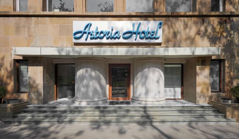 Photo of Astoria Hotel, 3-star hotel in Mumbai (and vicinity)