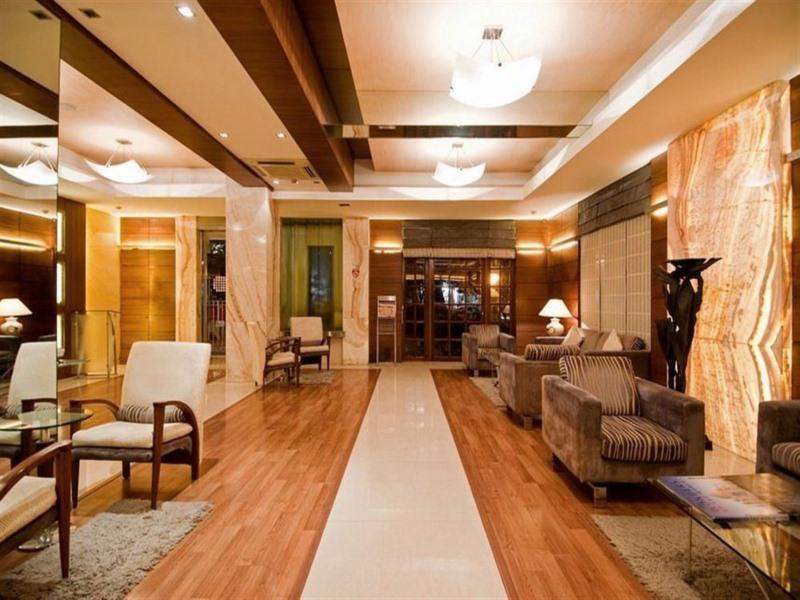 Photo of Astoria Hotel, 3-star hotel in Mumbai (and vicinity)