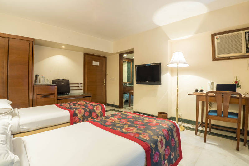 Photo of Hotel Parle International, 3-star hotel in Mumbai (and vicinity)