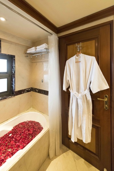 Photo of Hotel Parle International, 3-star hotel in Mumbai (and vicinity)