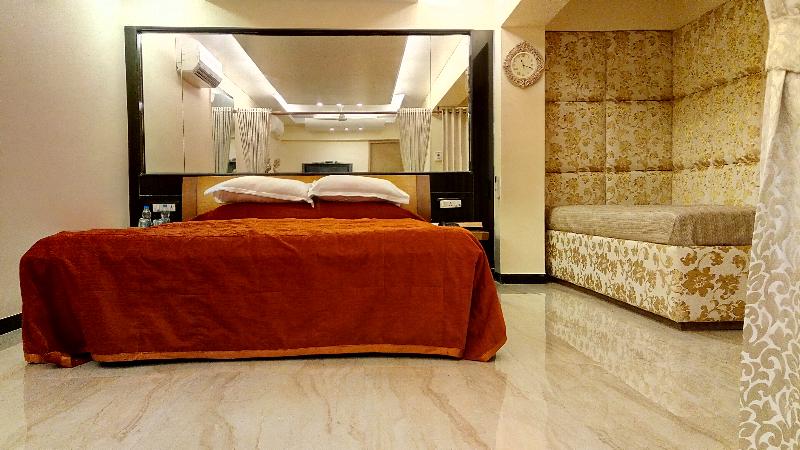 Photo of Hotel Metro Palace, 3-star hotel in Mumbai (and vicinity)