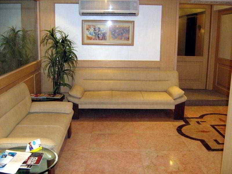 Photo of Hotel Suba Palace, 3-star hotel in Mumbai (and vicinity)