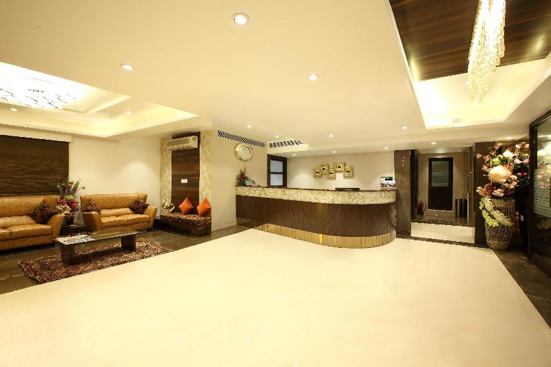 Photo of Hotel Suba Palace, 3-star hotel in Mumbai (and vicinity)