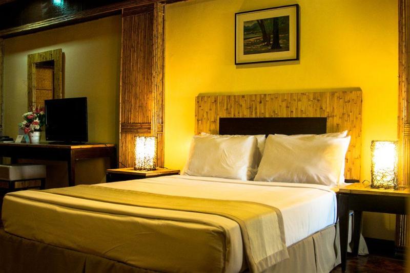 Photo of Matabungkay Beach Hotel, 4-star hotel in Batangas