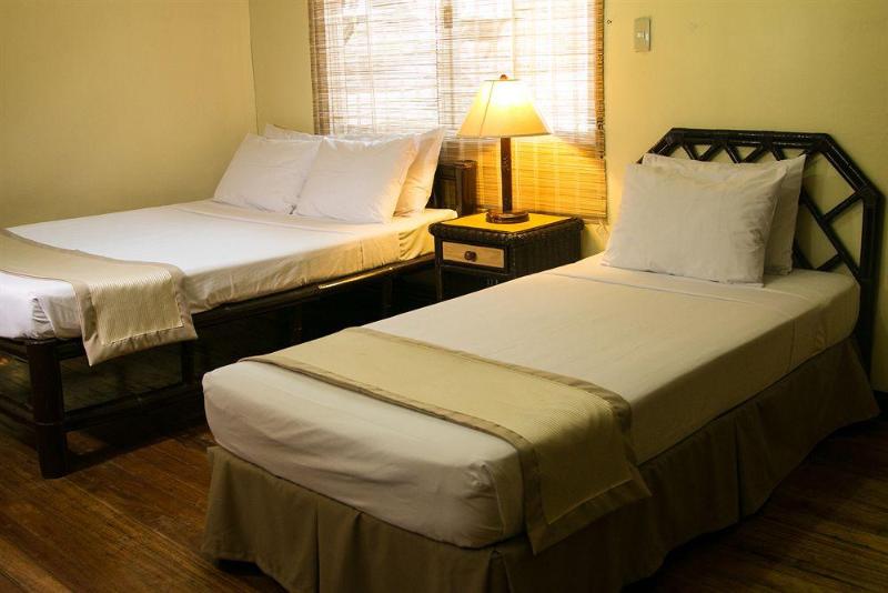 Photo of Matabungkay Beach Hotel, 4-star hotel in Batangas