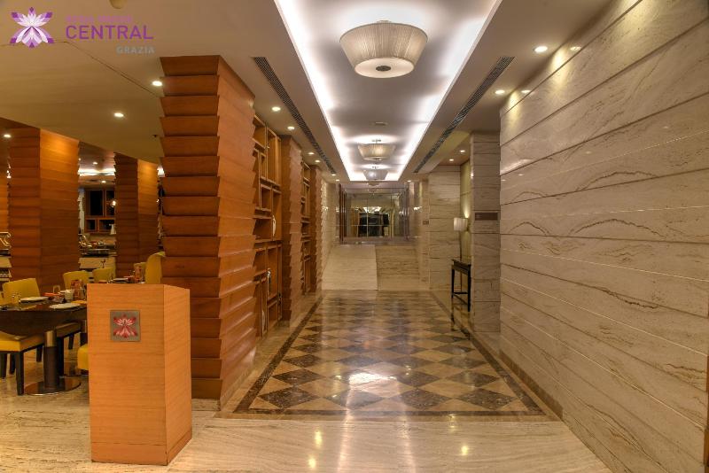 Photo of Royal Orchid Central Grazia, 4-star hotel in Mumbai (and vicinity)