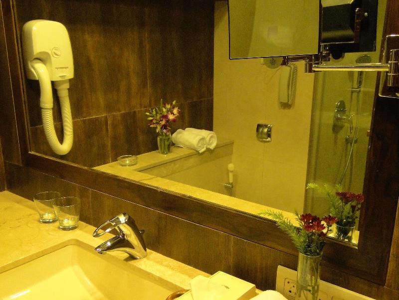 Photo of Sai Palace Hotel, 3-star hotel in Mumbai (and vicinity)
