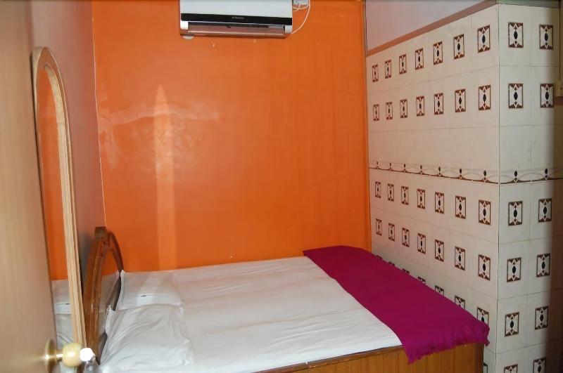 Photo of New Shahana - Hostel, 2-star hotel in Mumbai (and vicinity)
