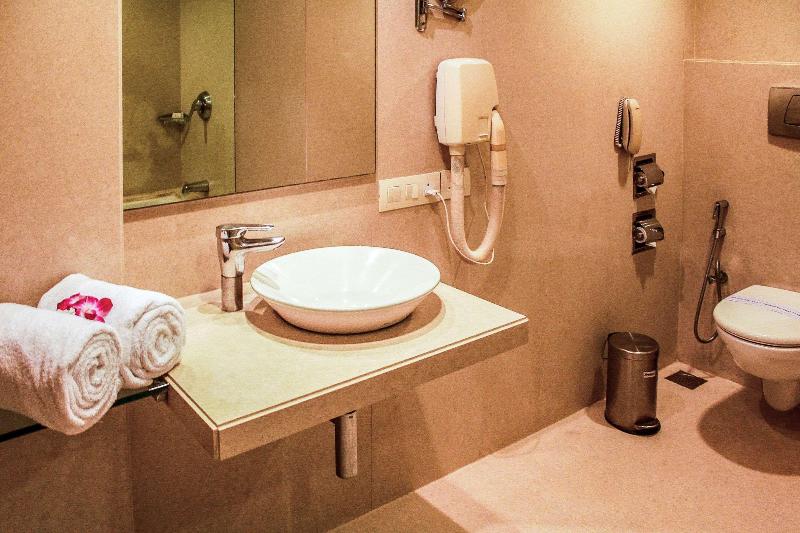 Photo of Comfort Inn Heritage, 3-star hotel in Mumbai (and vicinity)