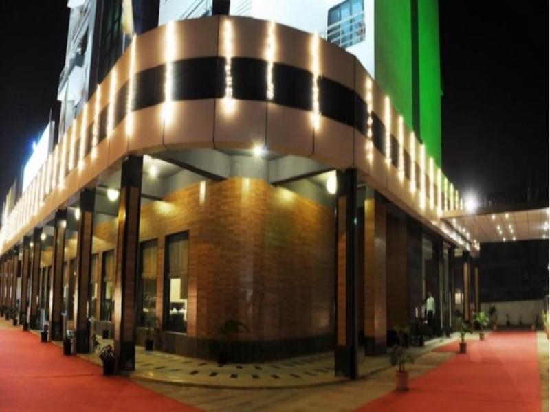 Pallavi áVIDA exterior, 3-Star hotel in Mumbai (and vicinity)