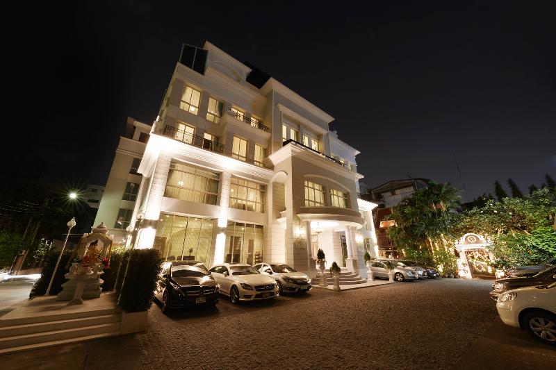 Photo of Rose Garden Hotel, 4-star hotel in Ayutthaya