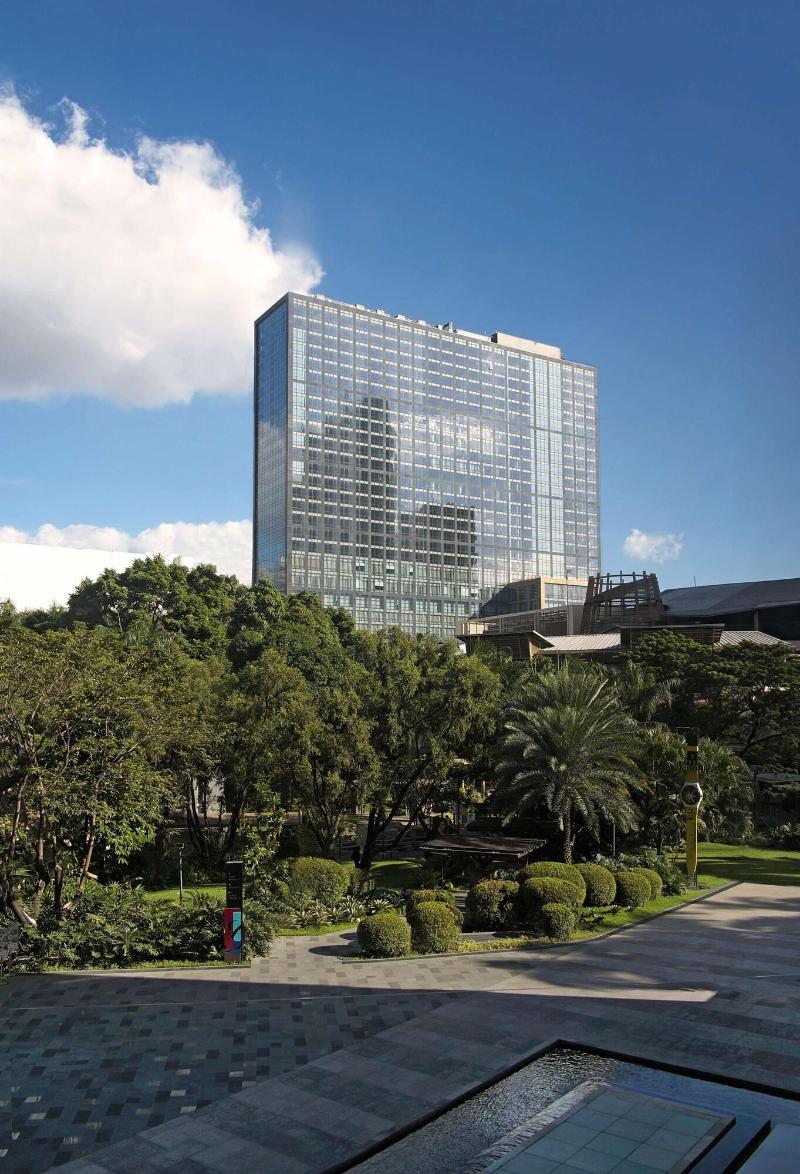 Photo of Fairmont Makati, 5-star hotel in Manila (and vicinity)