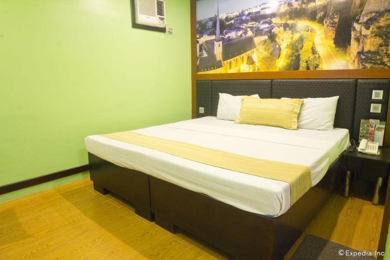 Photo of Eurotel Makati, 3-star hotel in Manila (and vicinity)