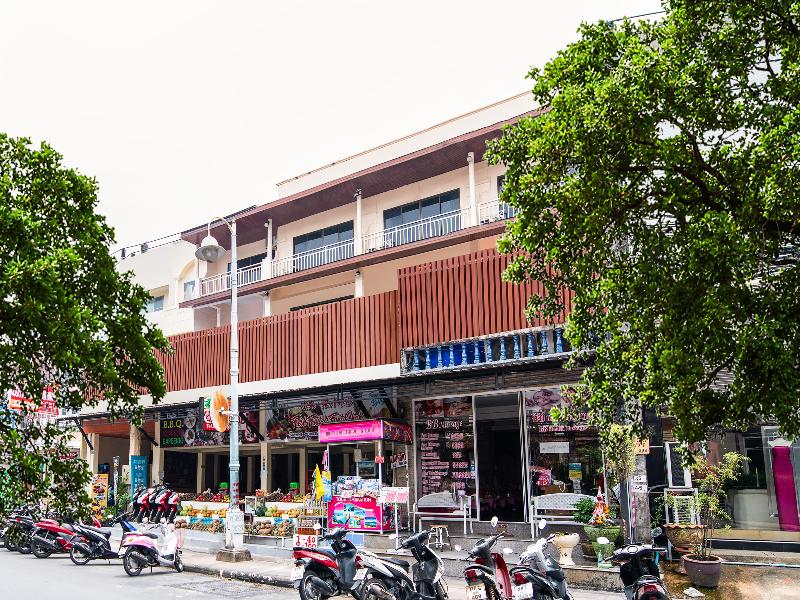 Photo of  Wanna Marine, 2-star hotel in Bangla Road