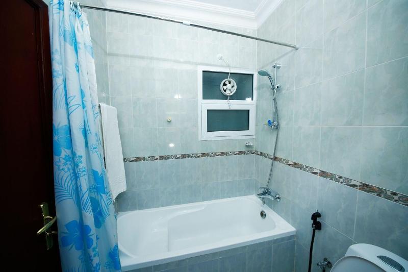 Photo of Muscat International Hotel, 2-star hotel in Muscat