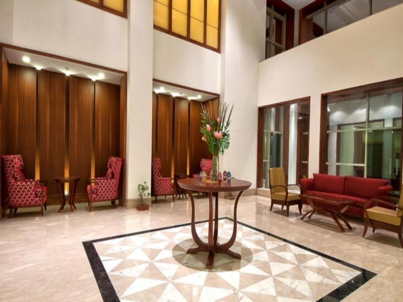 Photo of The Golden Plaza Hotel & Spa, 3-star hotel in Zirakpur