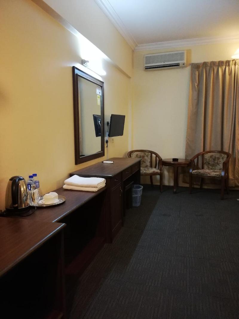 Photo of Hotel Damai, 2-star hotel in Parit Buntar