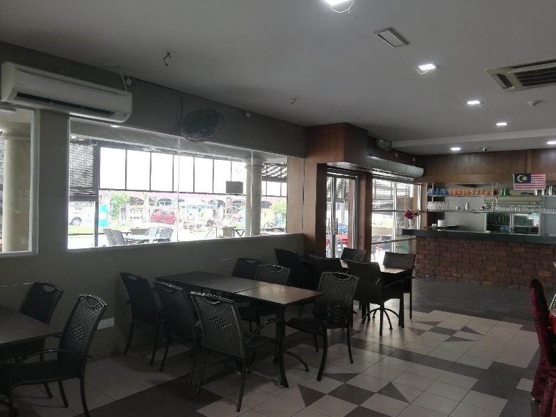 Photo of Hotel Damai, 2-star hotel in Parit Buntar