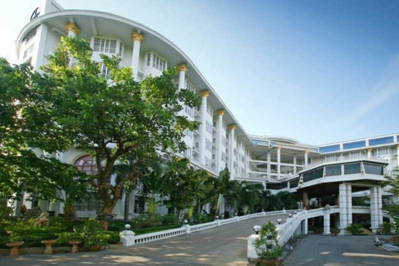 Hermitage Hotel & Resort exterior, 3-Star hotel in Nakhon Ratchasima