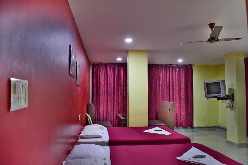 Photo of Yelagiri Residency, 3-star hotel in Tirupattur