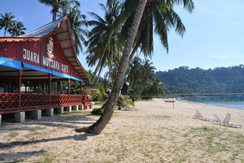 Juara Mutiara Resort exterior, 2-Star hotel in Tioman Island