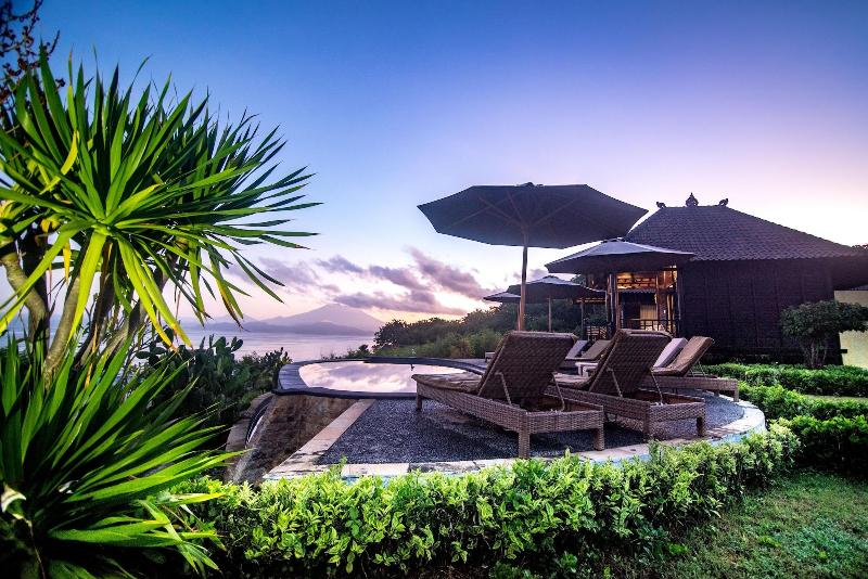 Bali Belva, Singapore
