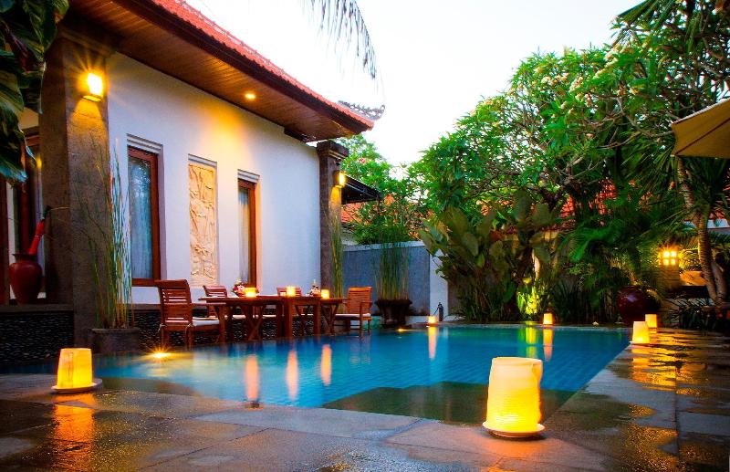 Kubu Garden Suites & Villas Nusa Dua, Singapore