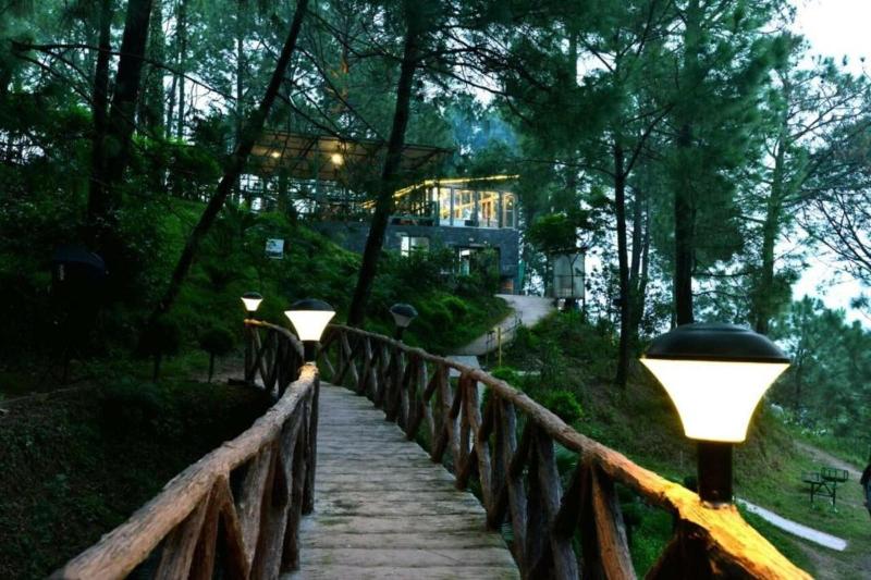 Photo of Kasauli Hills Resort, 3-star hotel in Kasauli