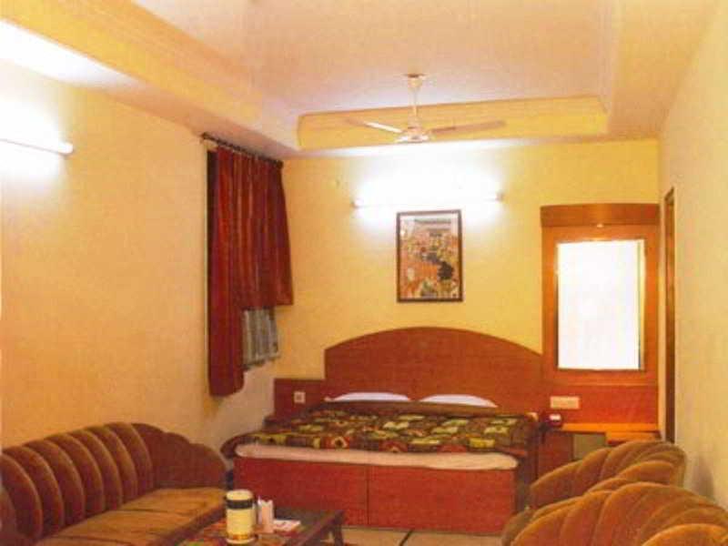Photo of Hotel Apra Inn, 3-star hotel in Delhi (and vicinity)