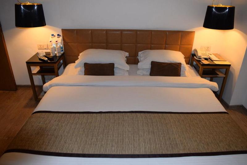 Photo of Hotel Palace Heights, 3-star hotel in Delhi (and vicinity)