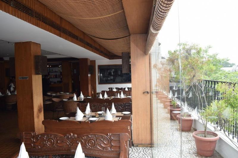 Photo of Hotel Palace Heights, 3-star hotel in Delhi (and vicinity)