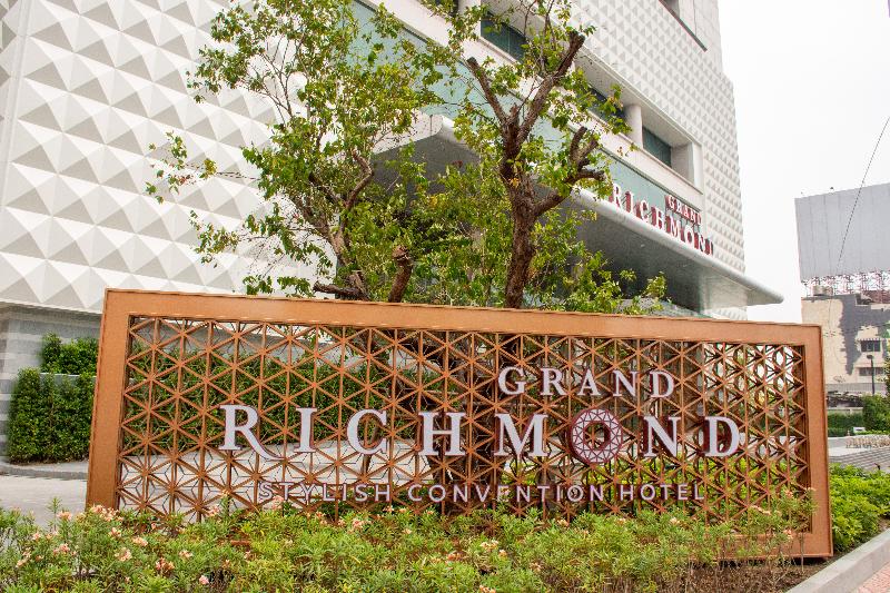 Grand Richmond Stylish Convention Hotel, 0-star hotel in Bang Kra So