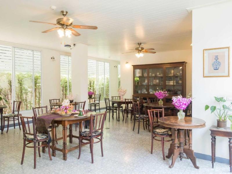 Photo of SSIP Boutique Dhevej Bangkok (Adults Only), 4-star hotel in Bangkok (and vicinity)