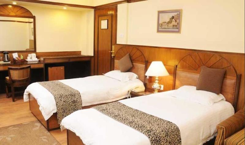 Photo of Lytton Hotel, 3-star hotel in Kolkata
