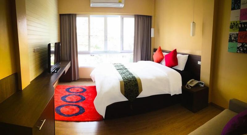 Photo of iCheck inn Gems Center Silom, 3-star hotel in Bangkok (and vicinity)