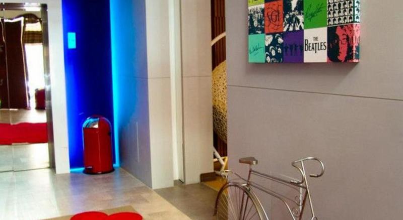 Photo of iCheck inn Gems Center Silom, 3-star hotel in Bangkok (and vicinity)