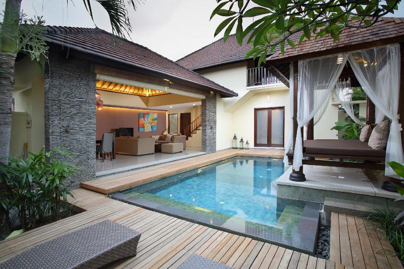 Lalasa Villas, Singapore