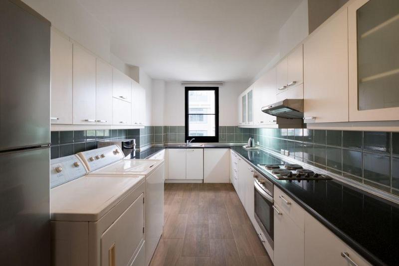 Benviar Tonson Residence exterior, 3-Star hotel in Bangkok (and vicinity)