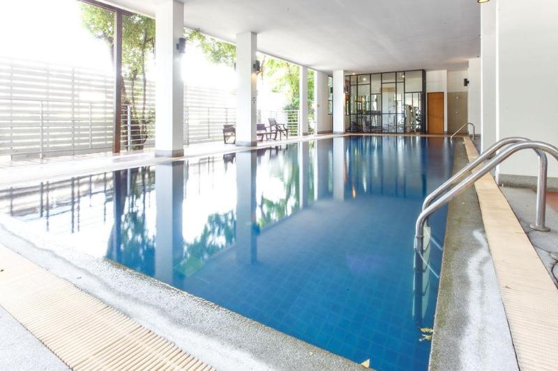 Photo of Benviar Tonson Residence, 3-star hotel in Bangkok (and vicinity)