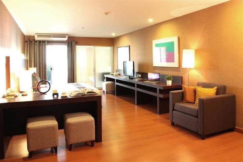 BU Place Hotel exterior, 3-Star hotel in Bangkok (and vicinity)